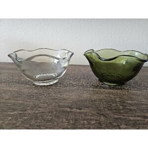 Set Of 2 Vintage Clear / Green Glass Bowl Ruffled Edge Flower Shape Candy Bowl